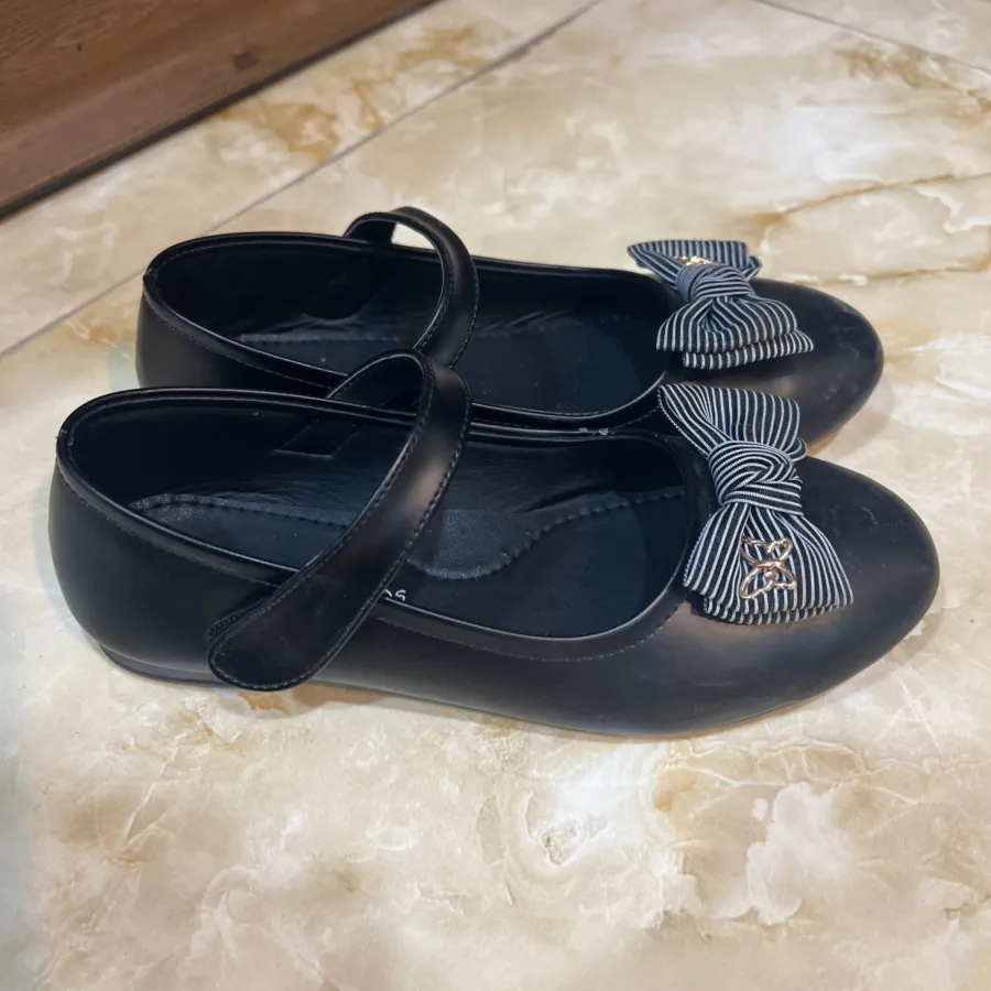 کفش‌بچه گانه