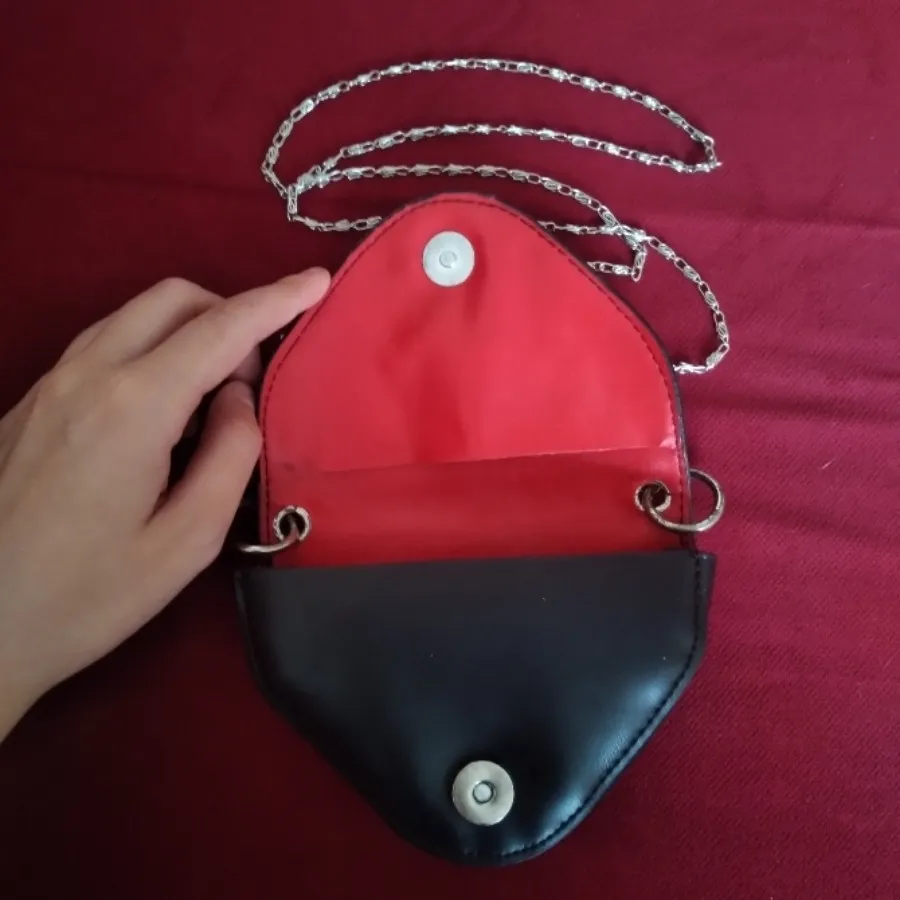 کیف دوشی پرادا