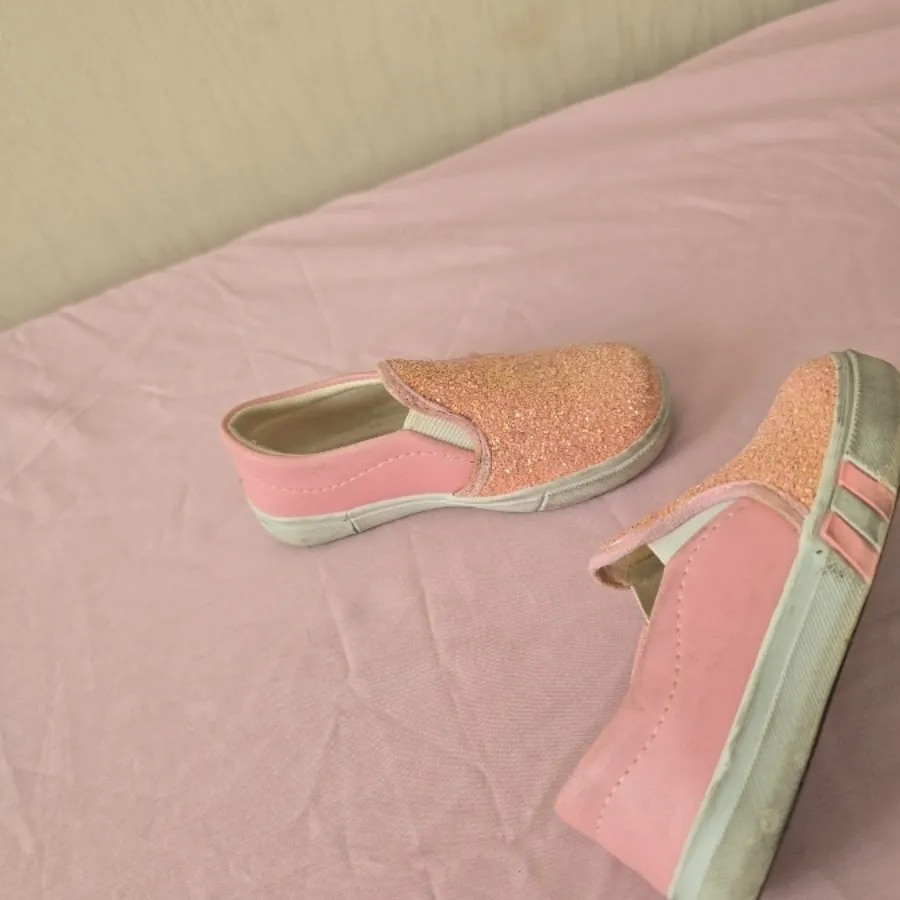 کفش دخترونه