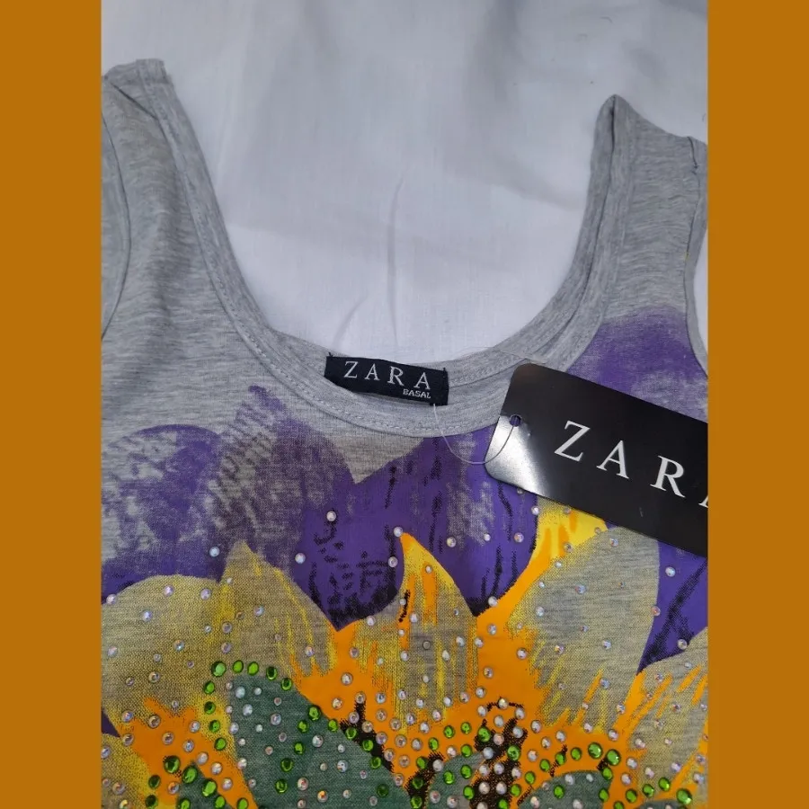 تاپ نخی نگین دار