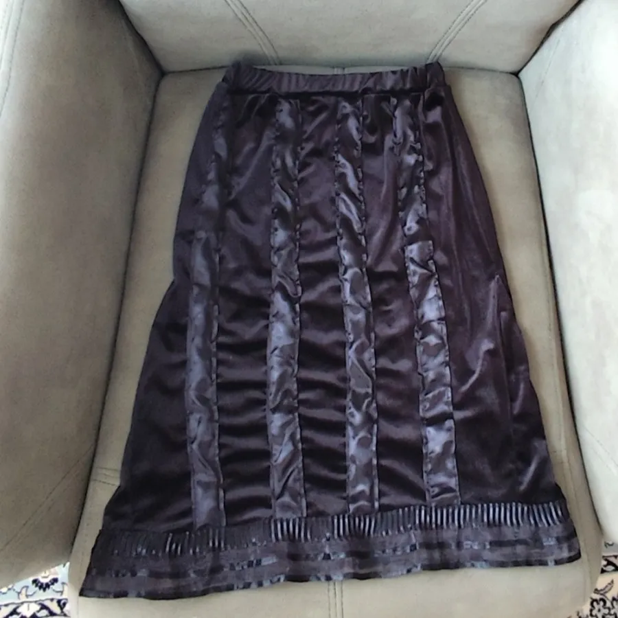 دامن مخمل مشکی