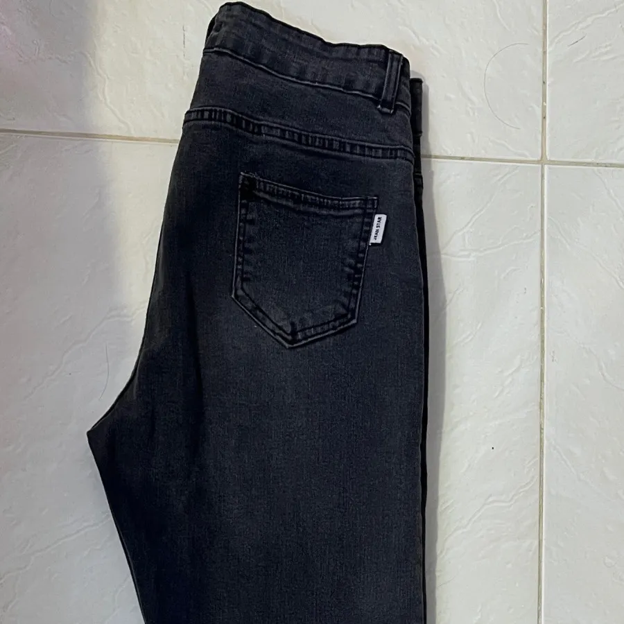 شلوار جین ذغالی