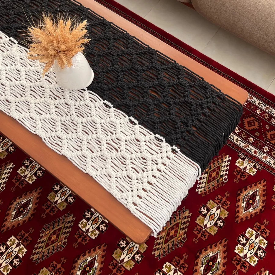 رومیزی مکرومه