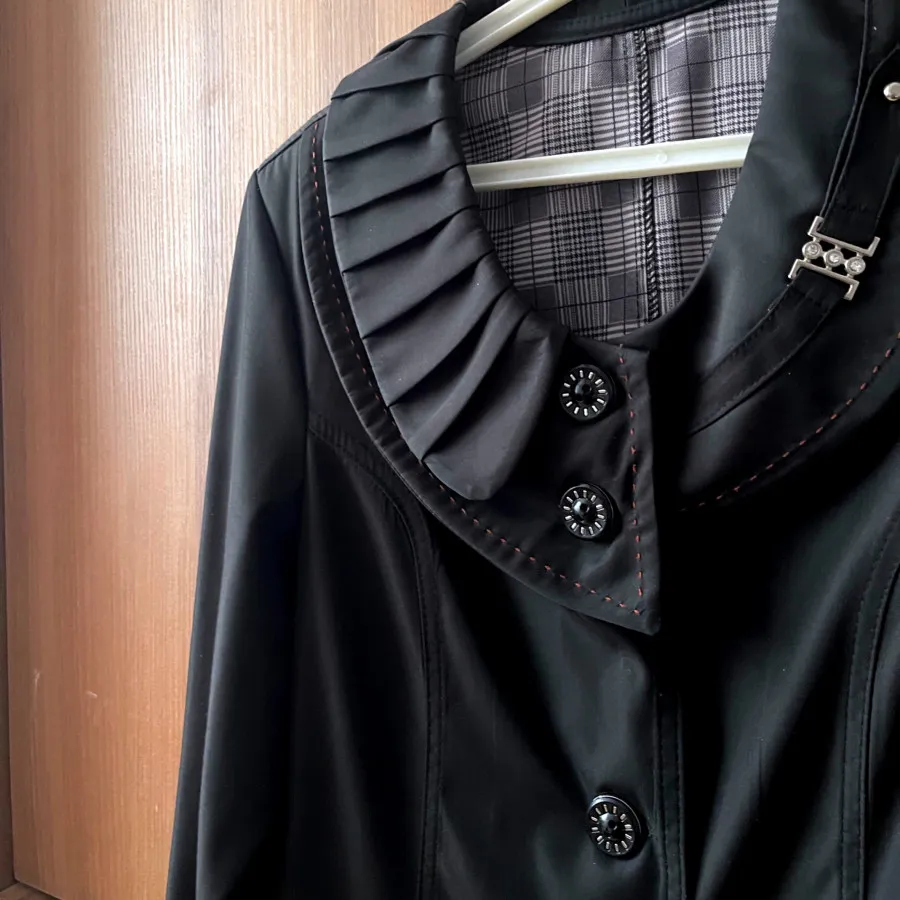 مانتو بارانی