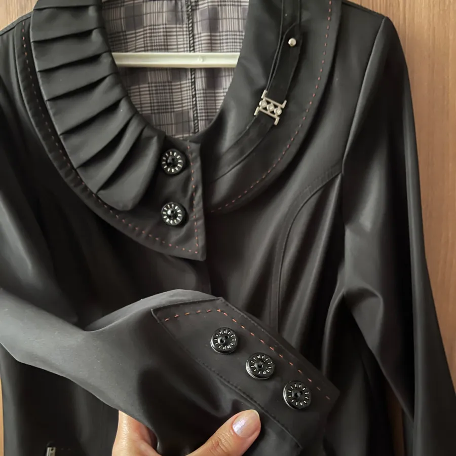 مانتو بارانی