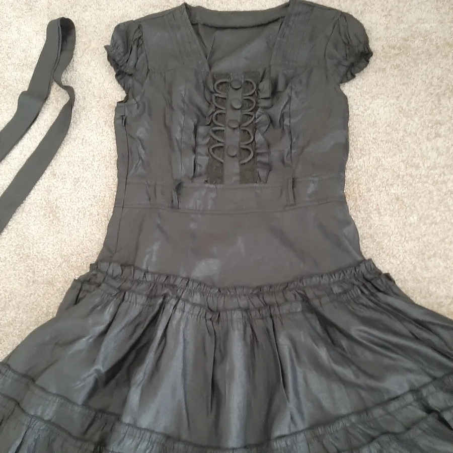 پیراهن مشکی