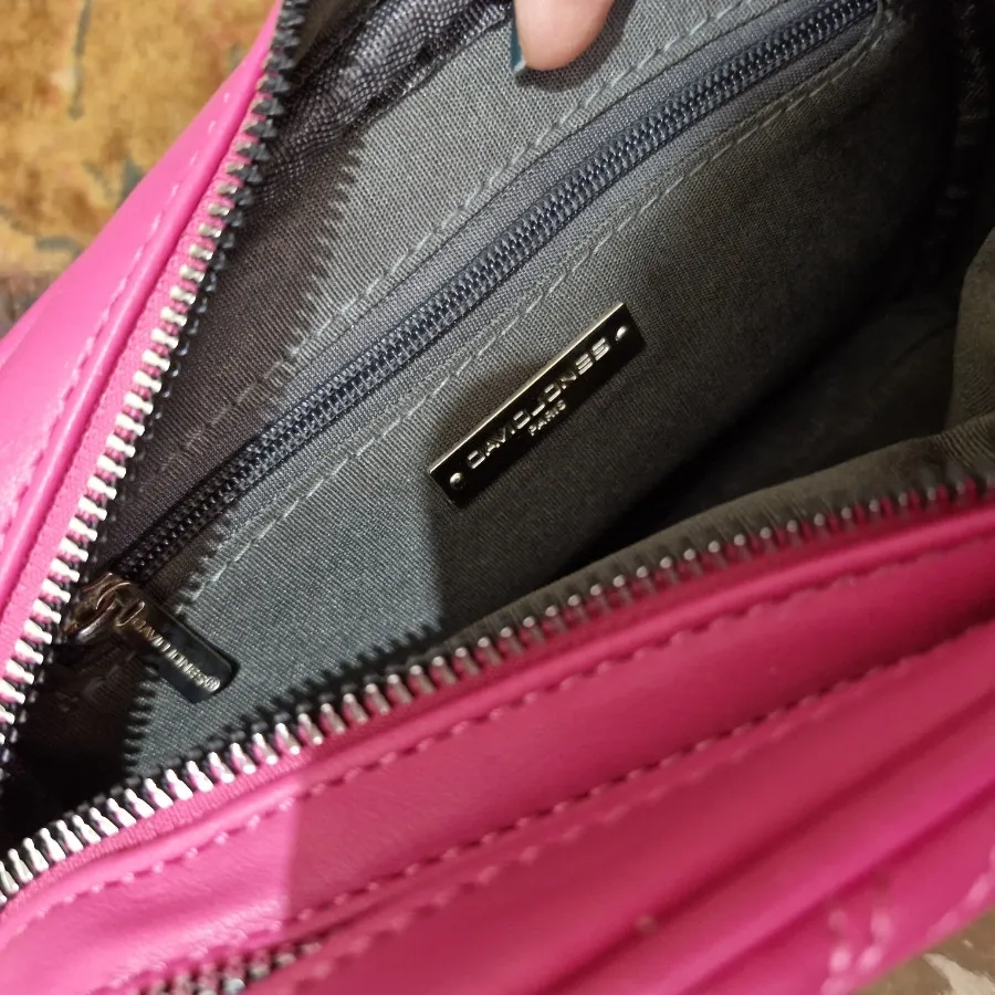 کیف دوشی دیوید جونز