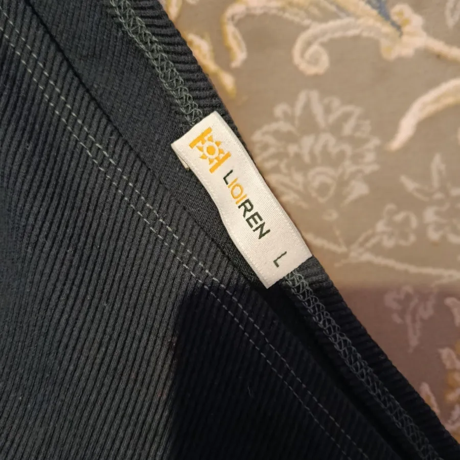 تاپ رومی زنونه