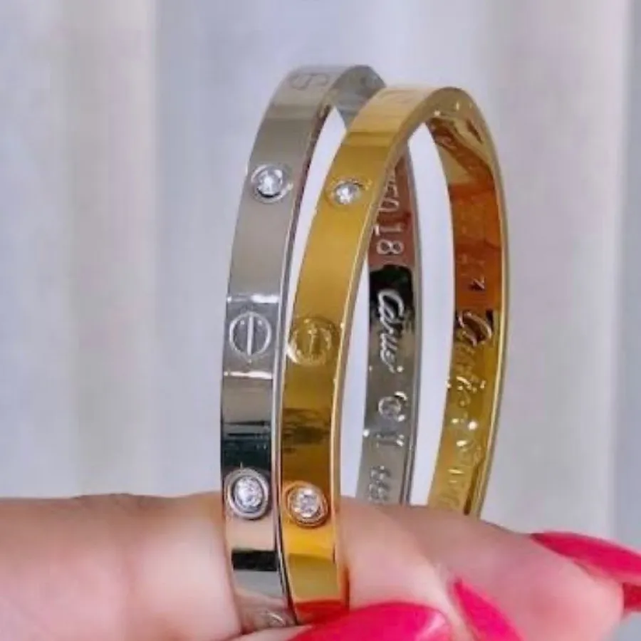 النگو دستبندی کارتیر