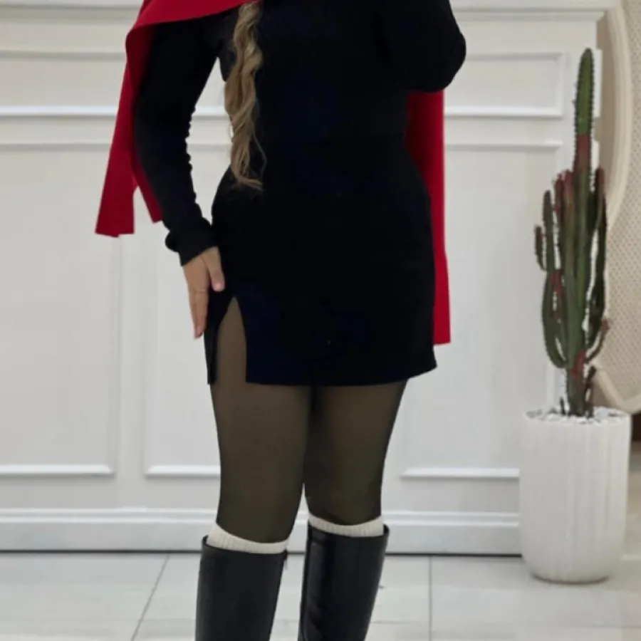 دامن چاکدار