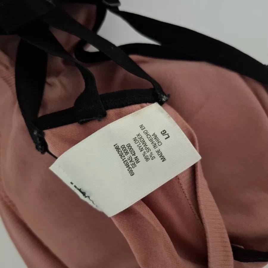 نیم تنه خارجی