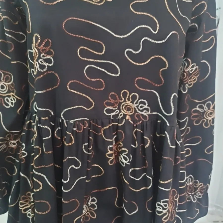 مانتو پیراهنی گلدوزی