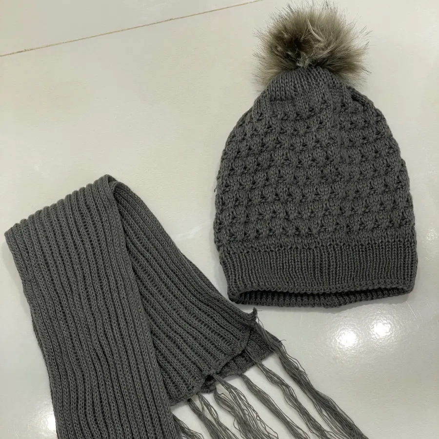 شال و کلاه زنانه