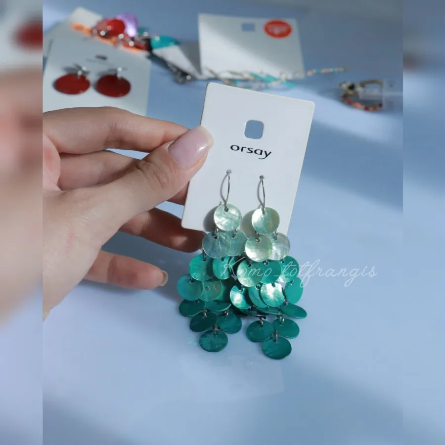 گوشواره صدفی