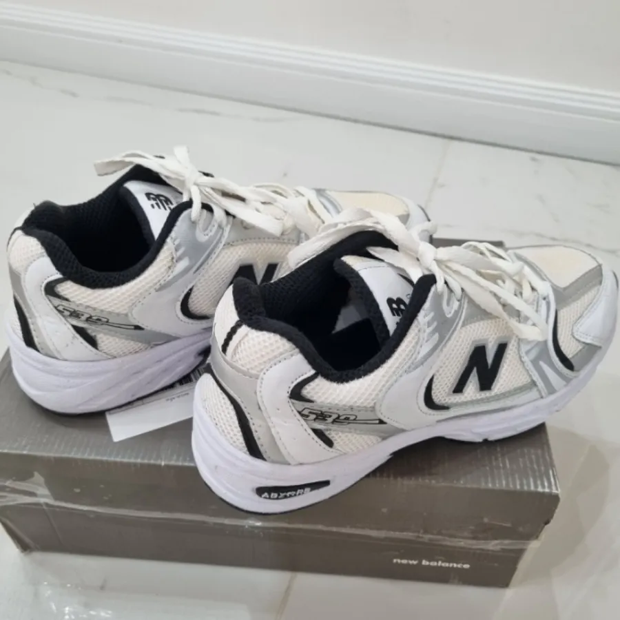 کتونی نیوبالانس