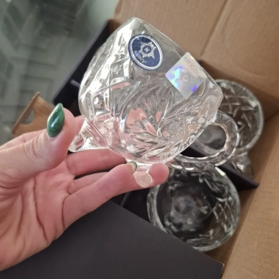 فنجان بلوری چای خوری