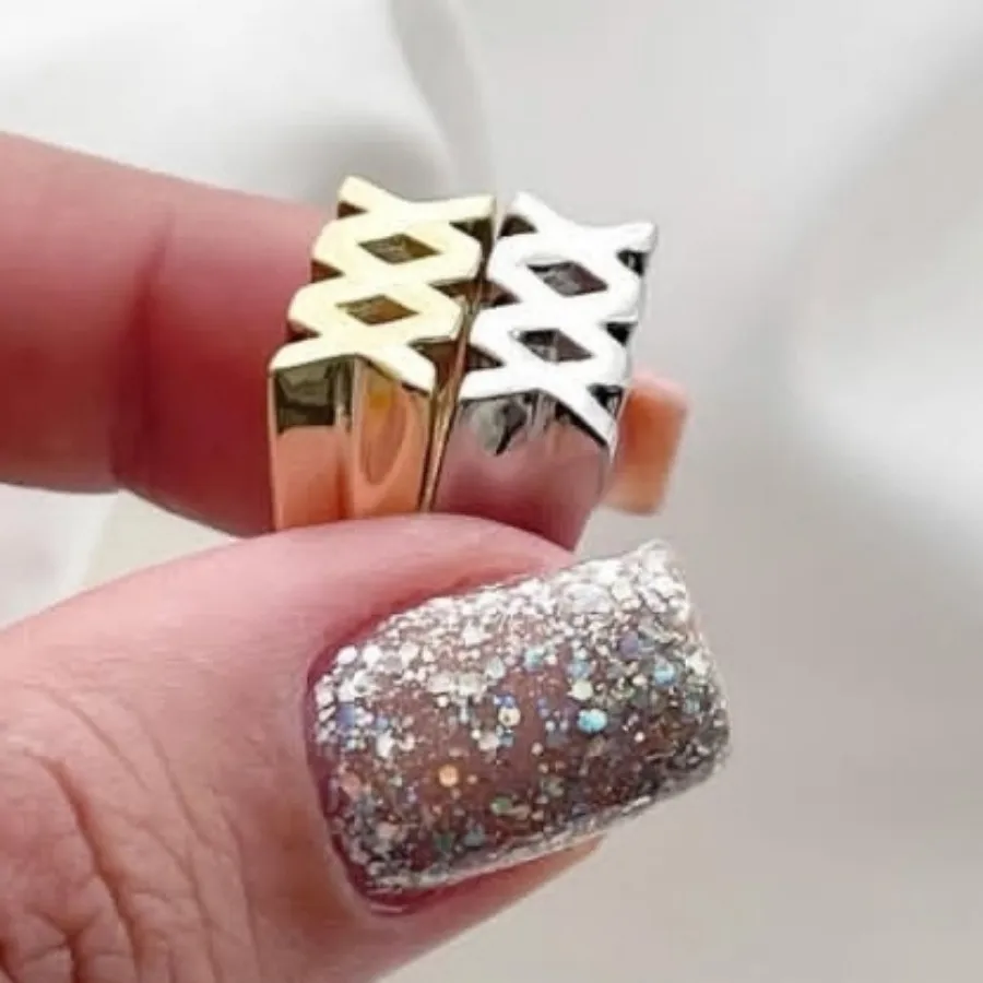 انگشتر نماد عشق