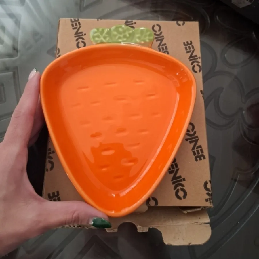 ظرف سرامیکی شکل هویج