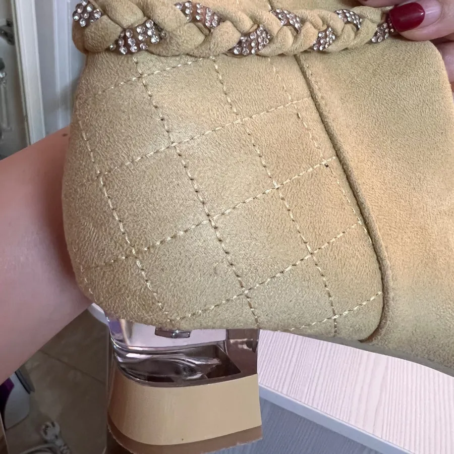 نیم بوت خارجی