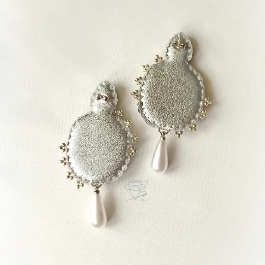 گوشواره جواهردوزی مشکی