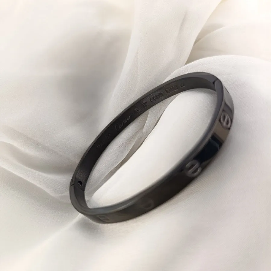 بنگل کارتیه طرح لاو