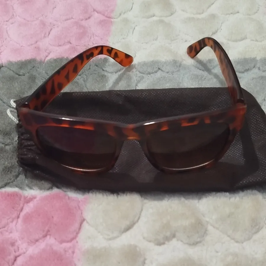 عینک پلنگی خاص