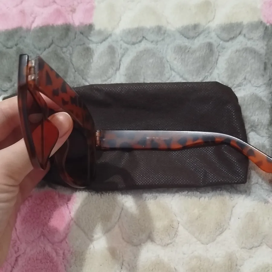 عینک پلنگی خاص