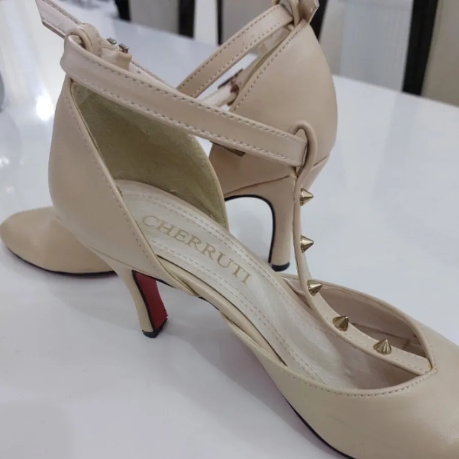 کفش مجلسی پاشنه بلند