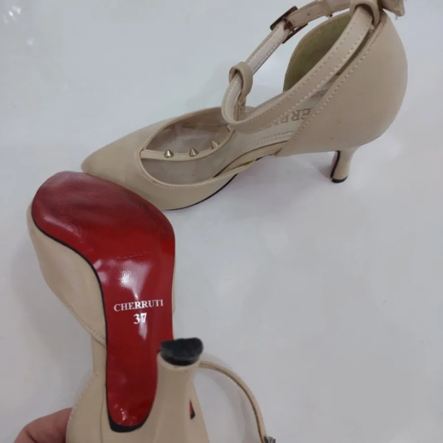 کفش مجلسی پاشنه بلند