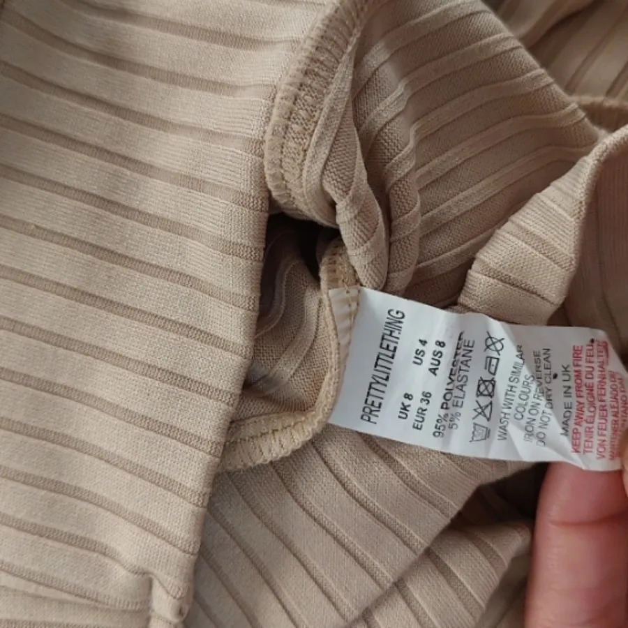 لگ برند prettylittlething