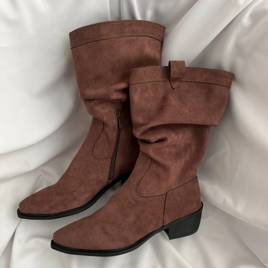 نیمبوت چروک دخترانه