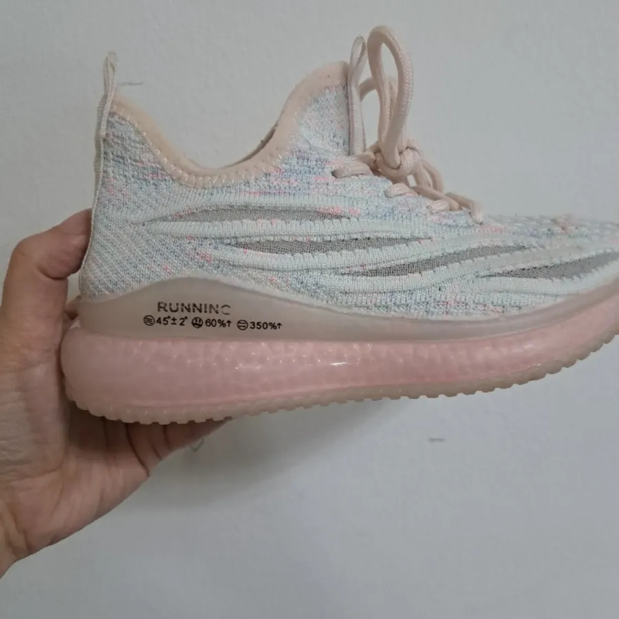 کتونی بچگانه خارجی