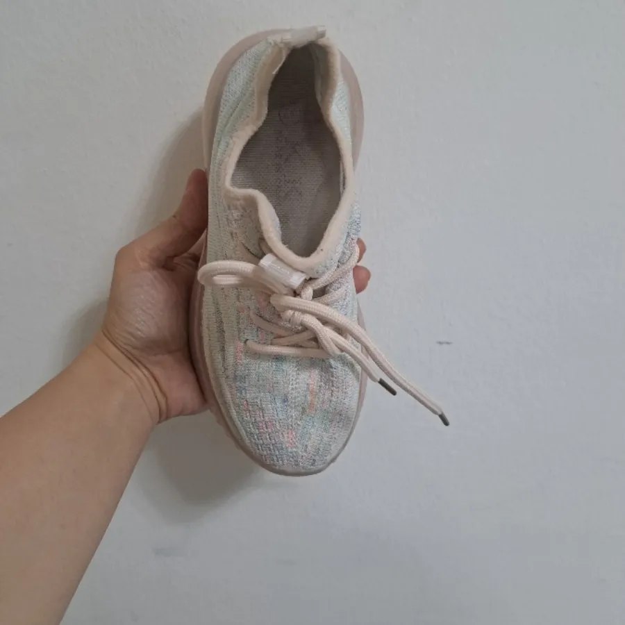 کتونی بچگانه خارجی