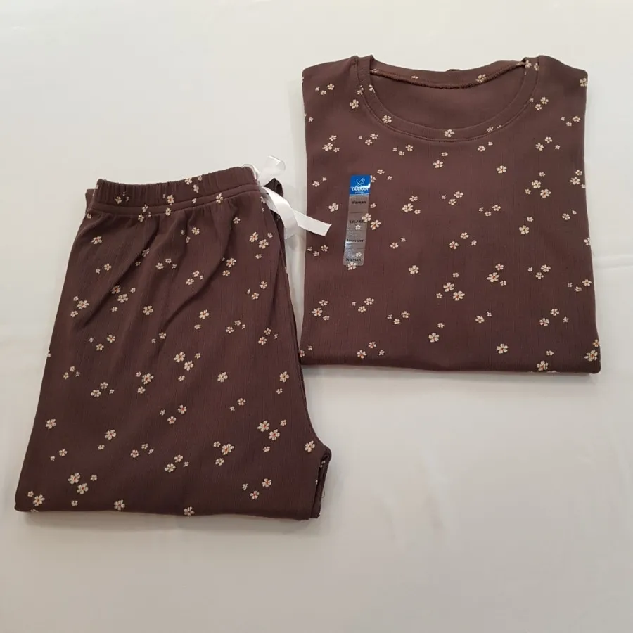 ست تیشرت و شلوار کبریتی