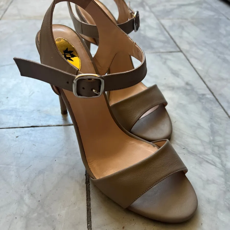 کفش مجلسی نوین چرم