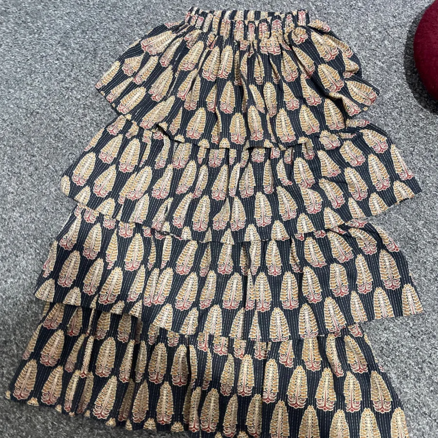 دامن طبقه ای