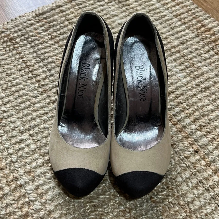 کفش پاشنه بلند