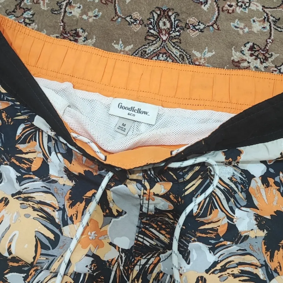 شلوارک خارجی