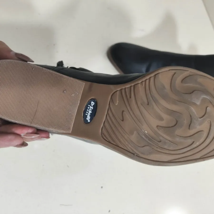 کفش برند دکتر شولز