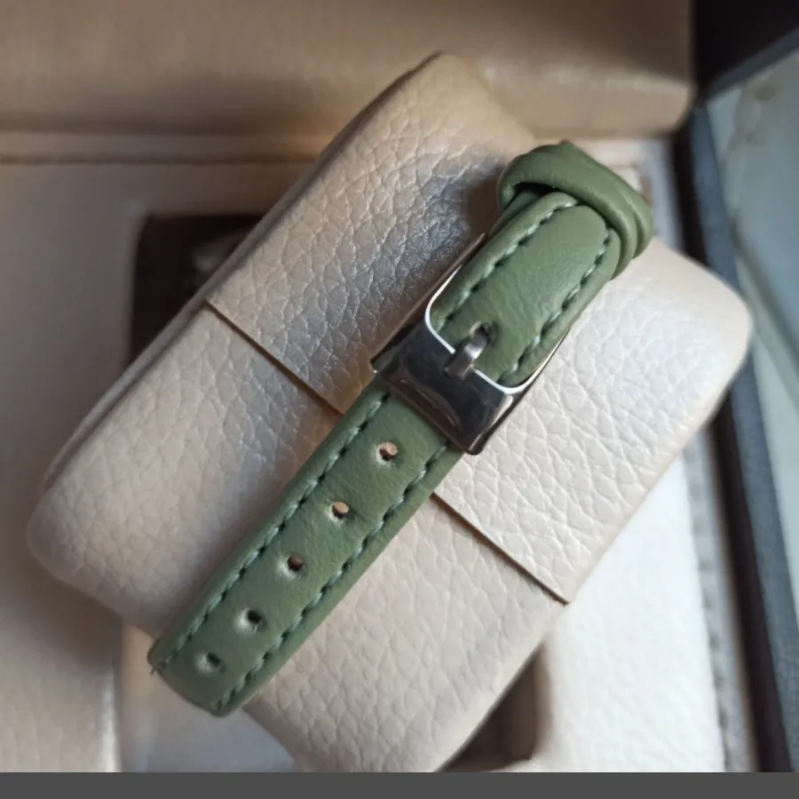 ساعت رنگ ماچا