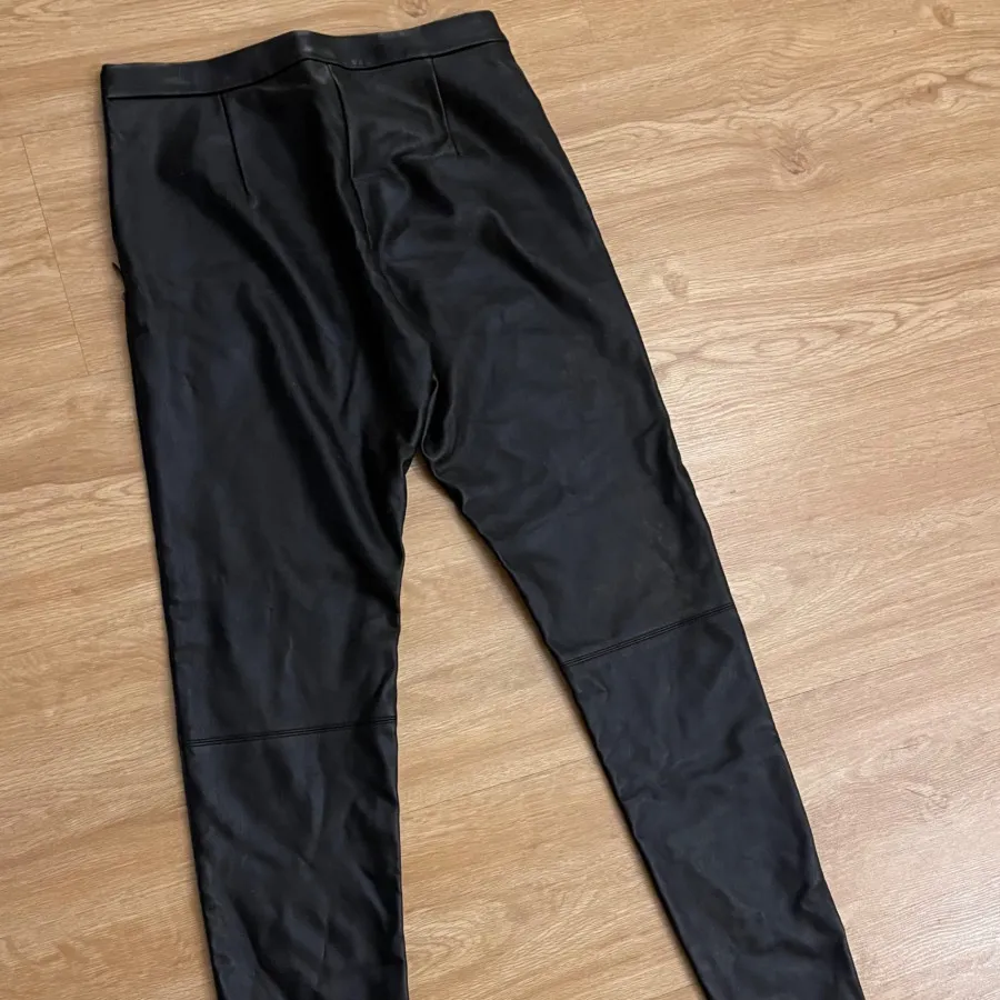 شلوار چرم برشکا