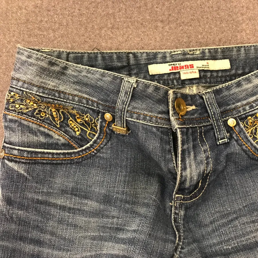 شلوار جین کار شده ONLY