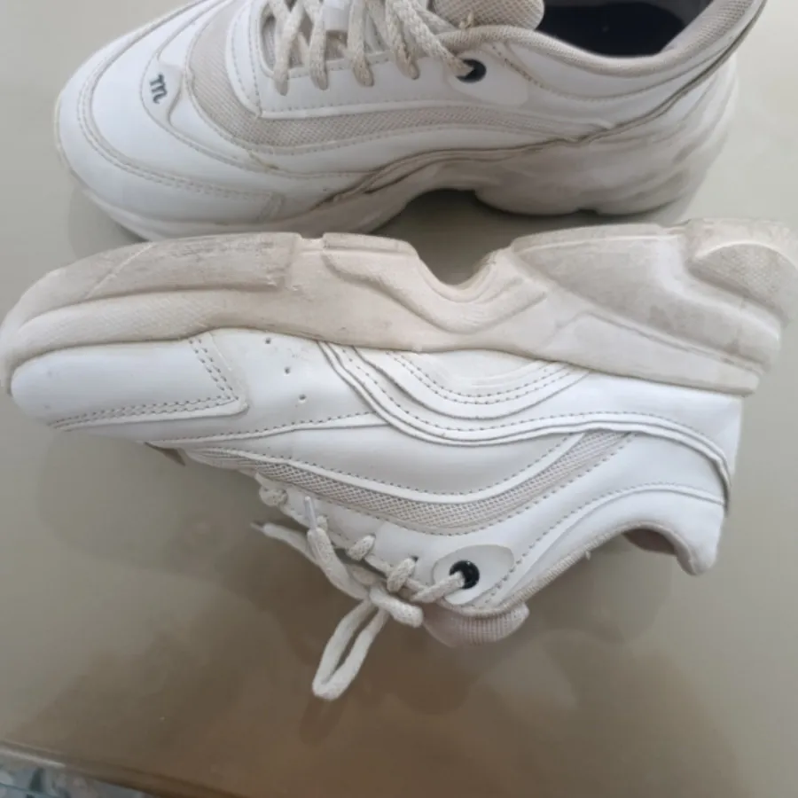 کتونی سفید سایز 38