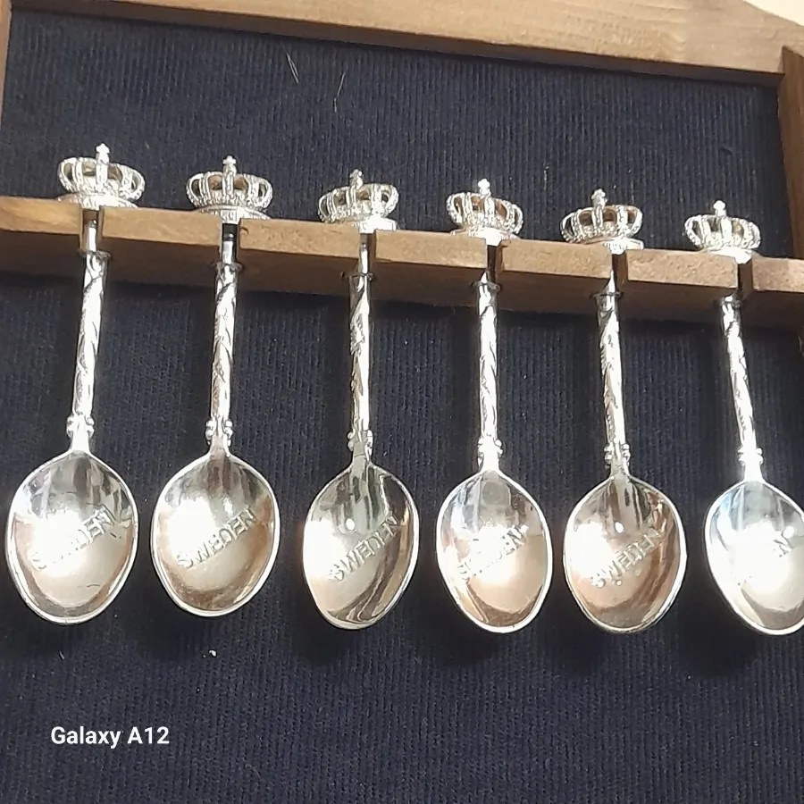 استند یا شلف با قاشق