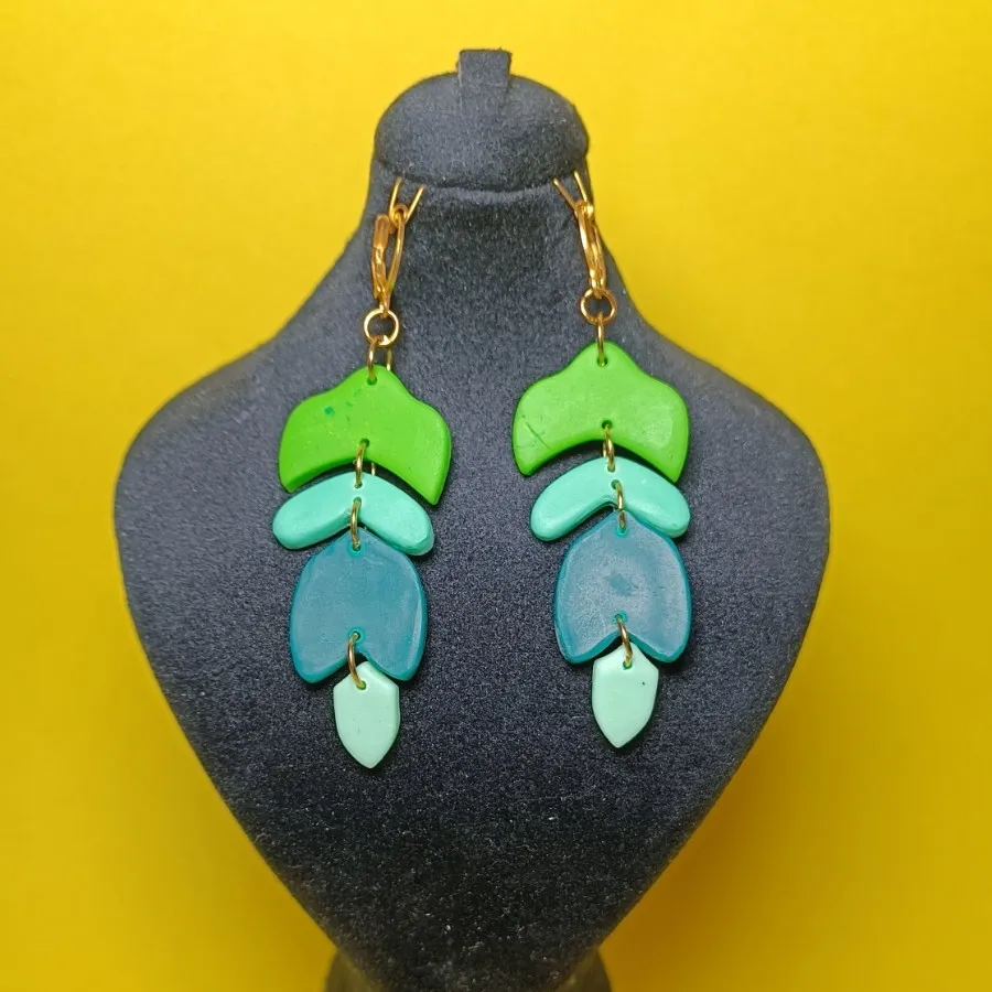 گوشواره پلیمری