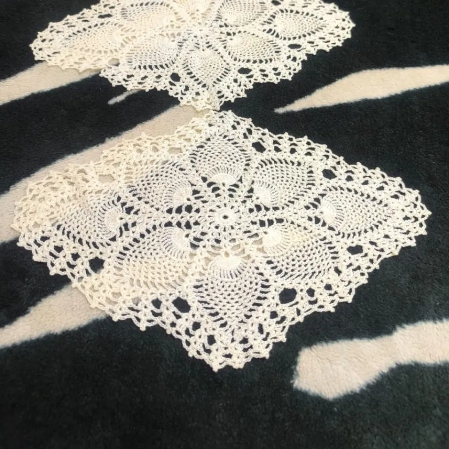 رومیزی ابریشم قلاب بافی