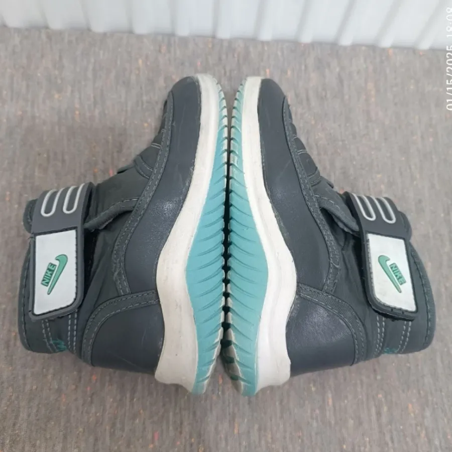 نیم بوت اسپرت