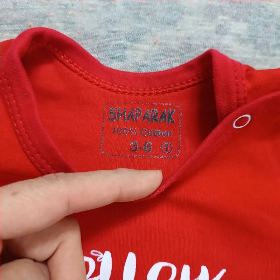 بادی نوزادی زیردکمه نوزاد