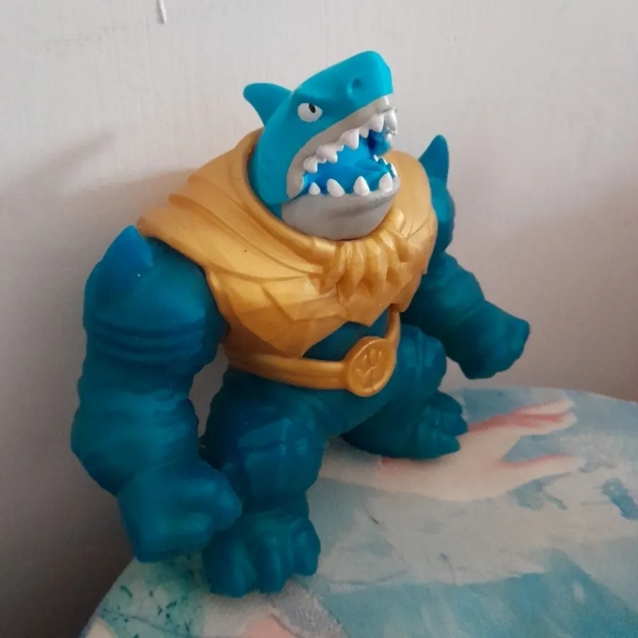 عروسک فیگور