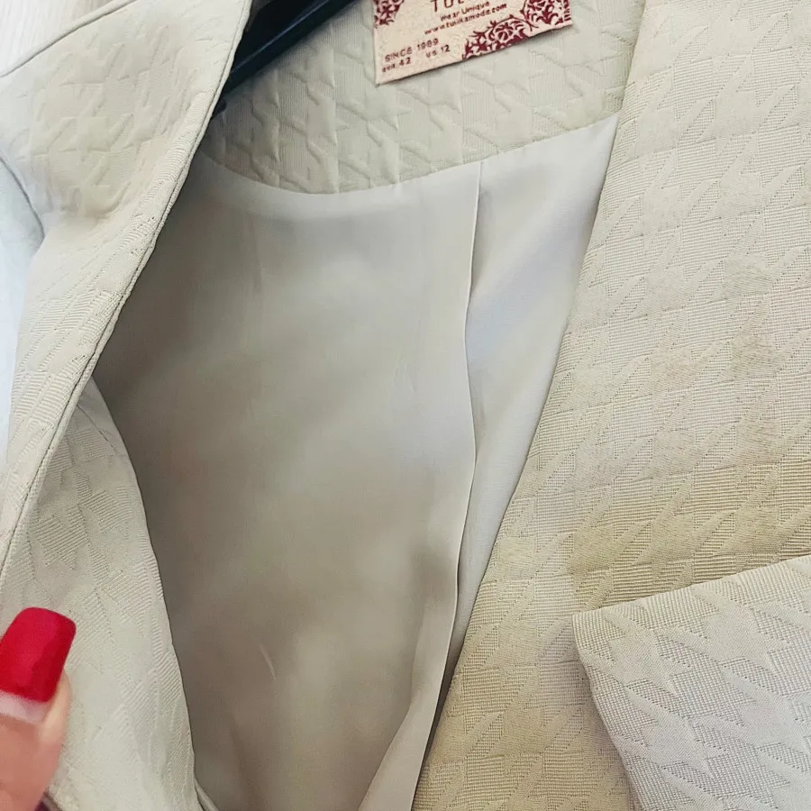 مانتو ژاکارد کرم رنگ